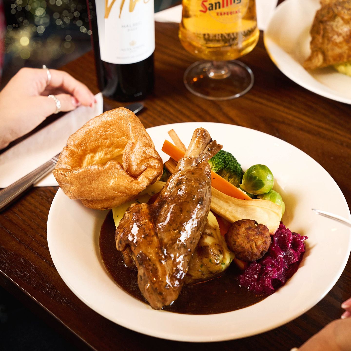 Christmas Day 2025 Lunch, Dinner & Dining at The Kings Head in Rhuddlan